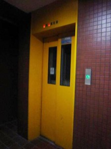 ライオンズマンション桜ヶ丘　エレベーター