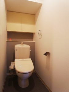 東新宿レジデンシャルタワー　トイレ