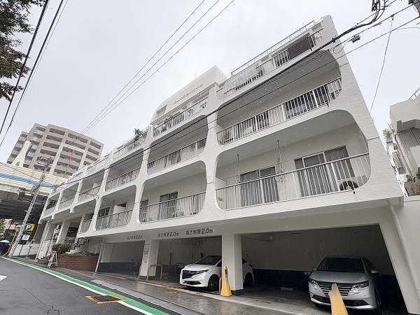 代々木スカイハイツ　外観　右