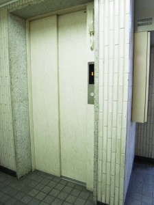 池田山スカイマンション　　エレベーター