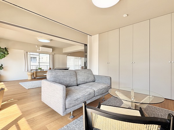 代々木ハイライズ_寛げそうな洋室の写真1