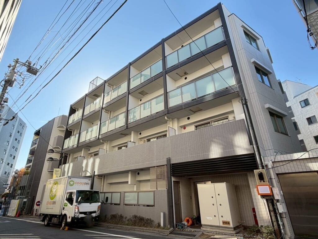 フェニシア学芸大学