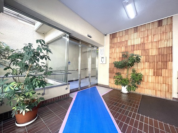 シェトワ白金台　エントランス