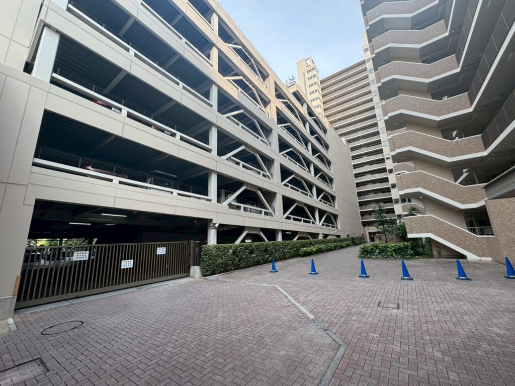 プライヴブルー東京