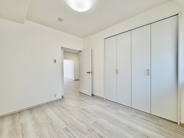 馬事公苑南サンハイツ_清潔感のある内装の写真