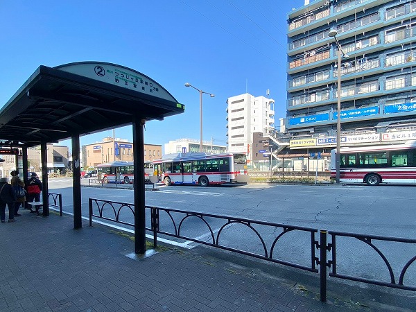 バスロータリー