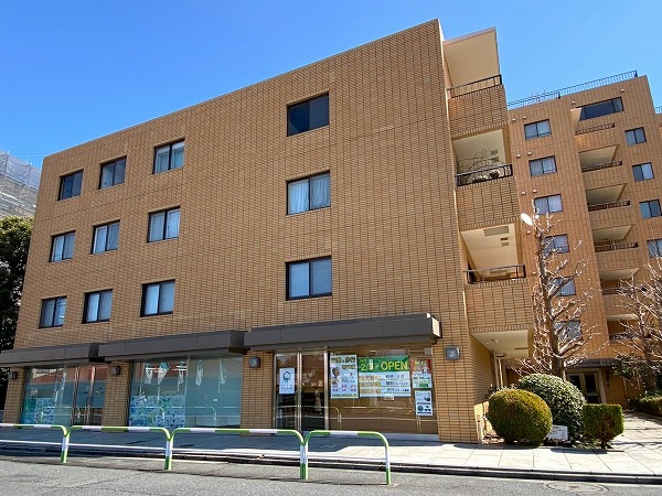 成城ペアシティ三船 外観 裏側