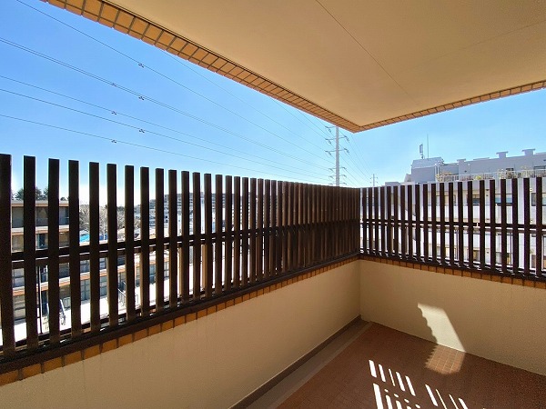 成城ペアシティ三船_日当たり良好なバルコニーの写真4