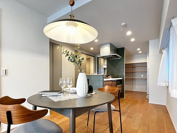 秀和目黒駅前レジデンス_メインルームの写真