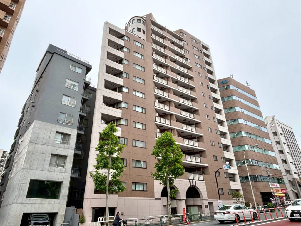 フリーディオ四谷三丁目