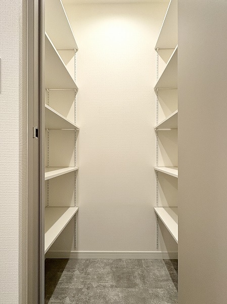 芦花公園プレスティージュ_シューズインクローゼットの写真