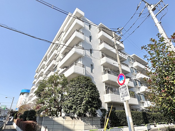 八幡山パークハウス 外観1