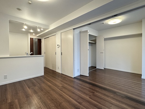 クレール三田_メインルームの写真2