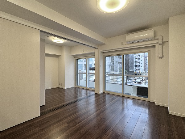 クレール三田_メインルームの写真