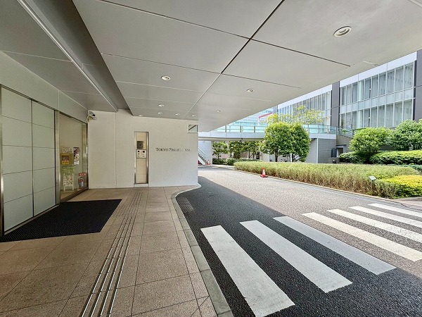 東京タイムズタワー　車寄せ