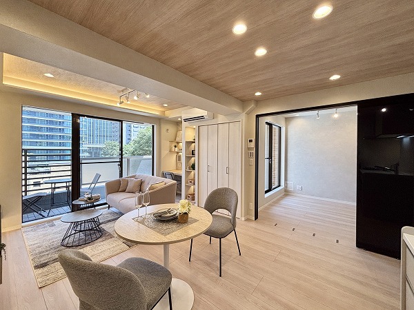 虎ノ門ガーデン_ゆとりあるリビングダイニングキッチンの写真