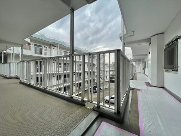 メイツ桜新町 外廊下