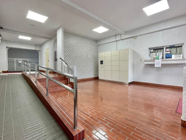 メイツ桜新町 エントランス1