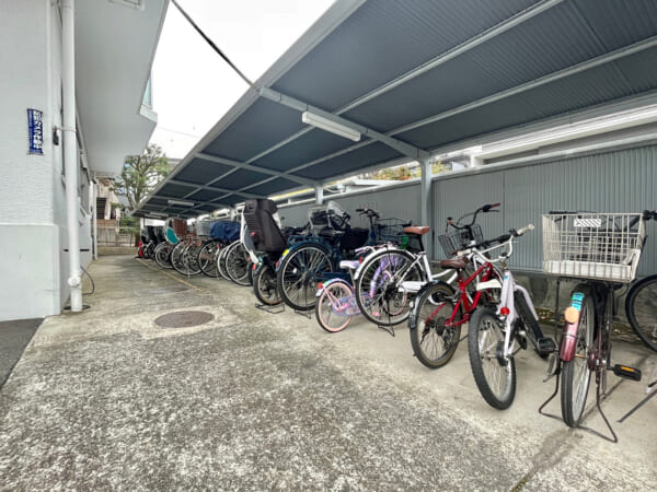 メイツ桜新町 駐輪場