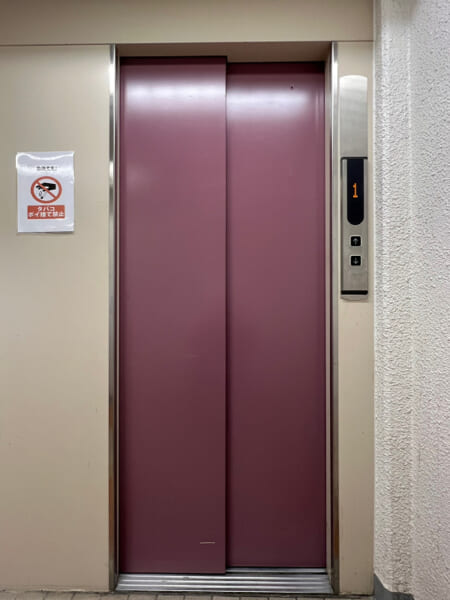 ヴァンヴェール新宿 エレベーター