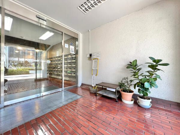 ヴァンヴェール新宿 エントランス