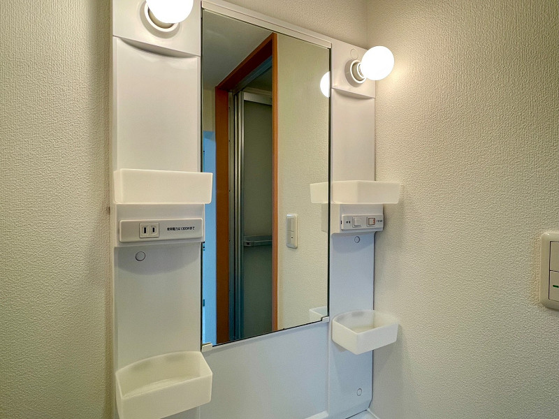 千歳スカイマンション　鏡 