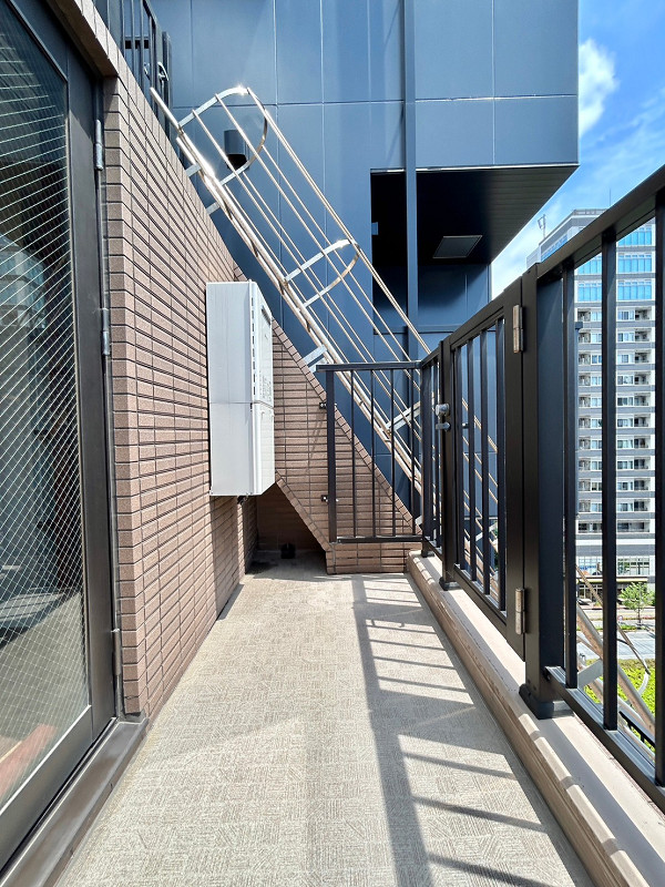バルコニーB トーシンフェニックス新橋弐番館