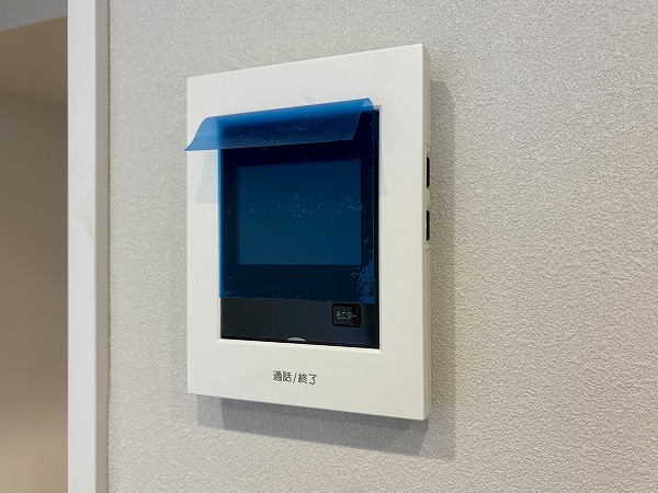 麻布プレイス_モニター付きインターホンの写真