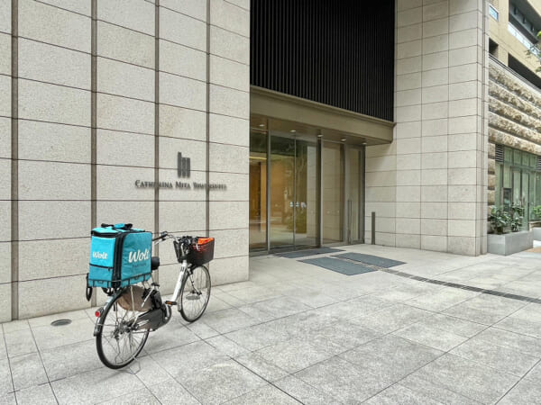 カテリーナ三田タワースイート メインエントランス