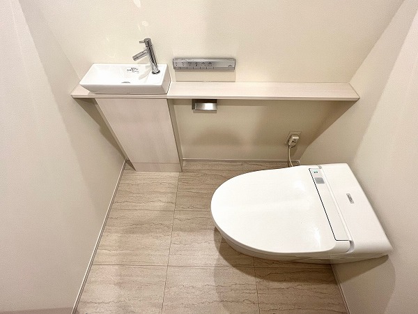 ザ・サンメゾン駒場エルド　独立トイレ
