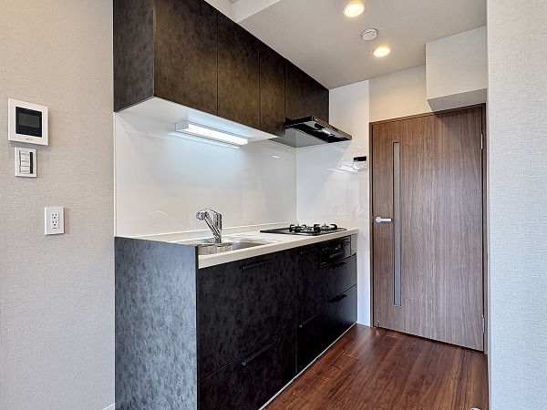 上馬マンション_システムキッチンの写真