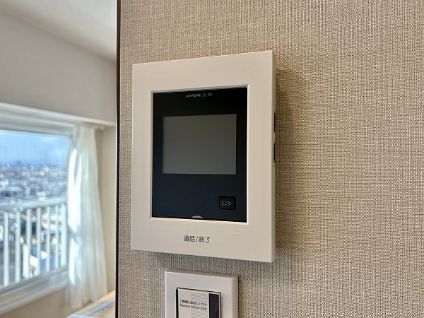 上馬マンション_モニター付きインターホンの写真