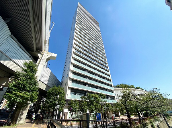 プリズムタワー 外観 横から