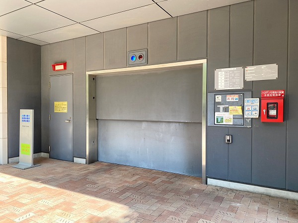 プリズムタワー 駐車場