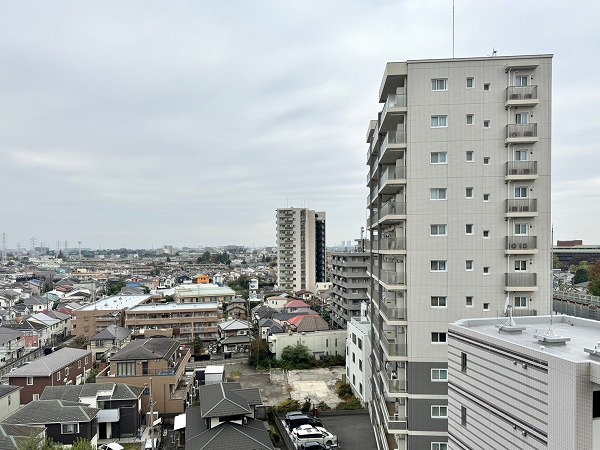 休日　アーデルハイム八幡山