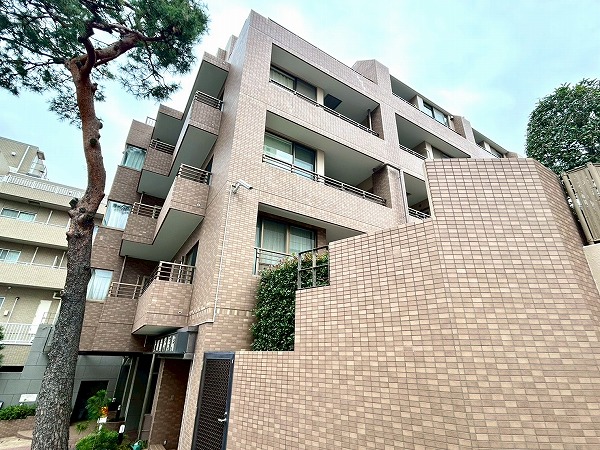 朝日シティパリオ高井戸　外観2