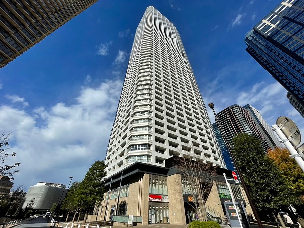 ザ・パークハウス西新宿タワー60　外観1