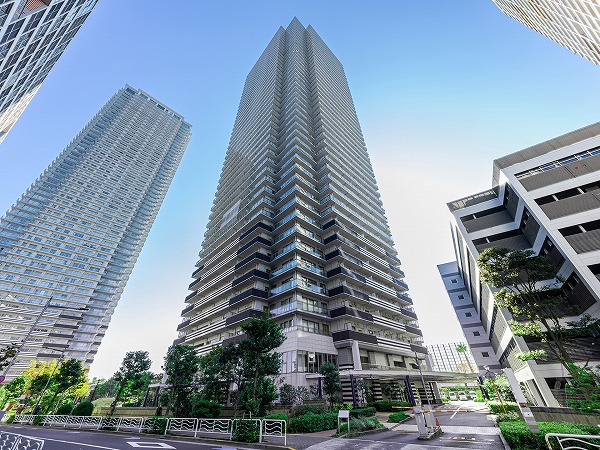 WコンフォートタワーズWEST 外観1