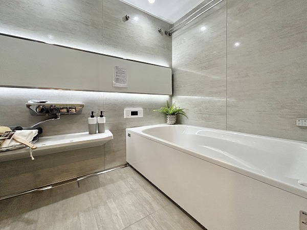 芝白金ヒルズ_お洒落なバスルームの写真