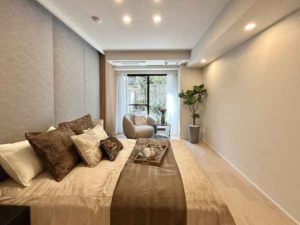 芝白金ヒルズ_南向きの洋室の写真