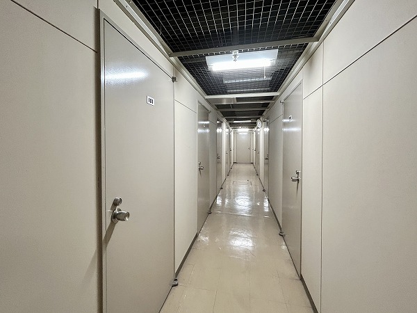 芝白金ヒルズ　トランクルーム