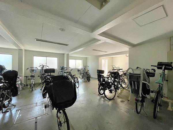 テラス久我山　駐輪場