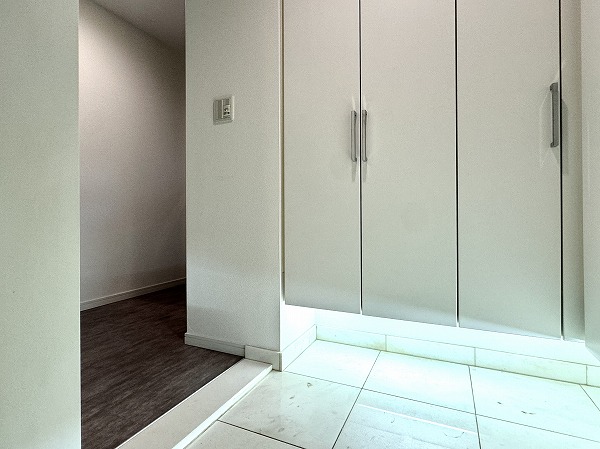 ワールドシティタワーズキャピタルタワー_玄関の写真