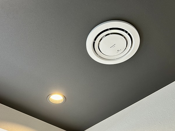 パロス白金_スピーカーの写真