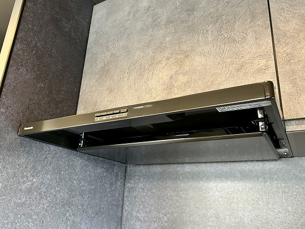 パロス白金_レンジフードの写真