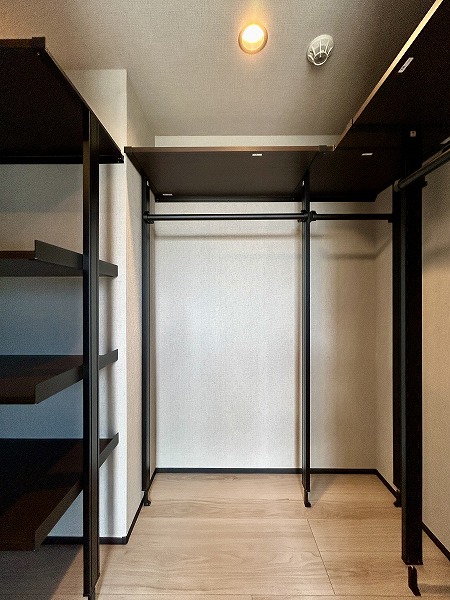 パロス白金_ウォークインクローゼットの写真