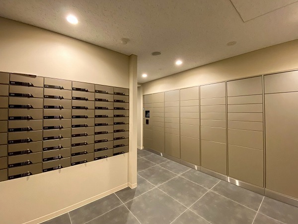 パークシティ高田馬場　メールルーム