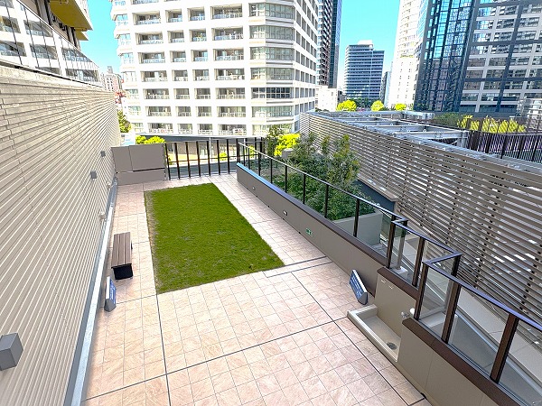 パークタワー西新宿　ドッグラン