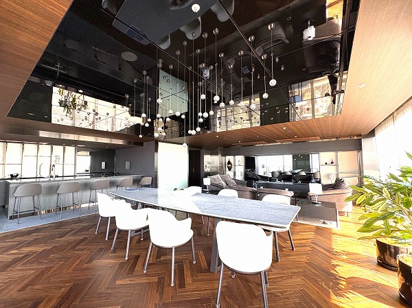 パークタワー西新宿　スカイラウンジ