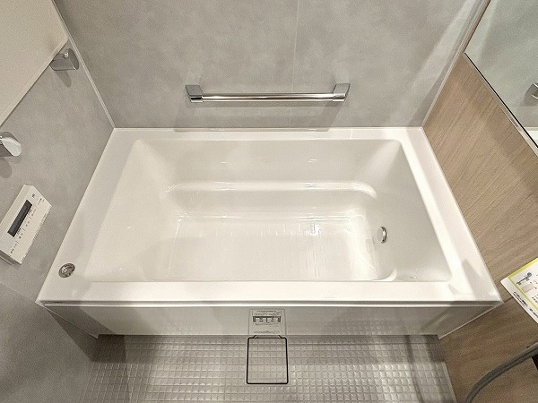 クレッセント目黒花房山_広々としたバスタブの写真